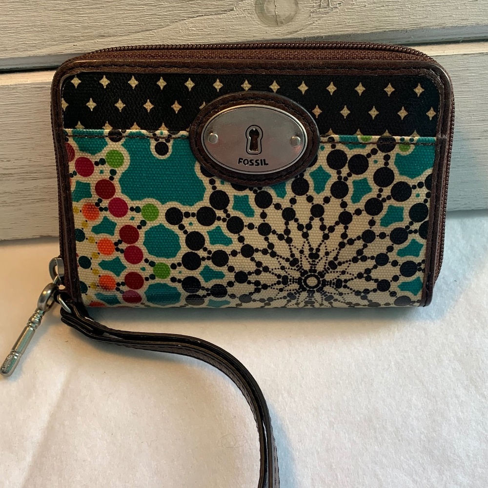 Fossil Vintage‎ Y2K Wristlet Wallet – Colourful, Compact & Functional